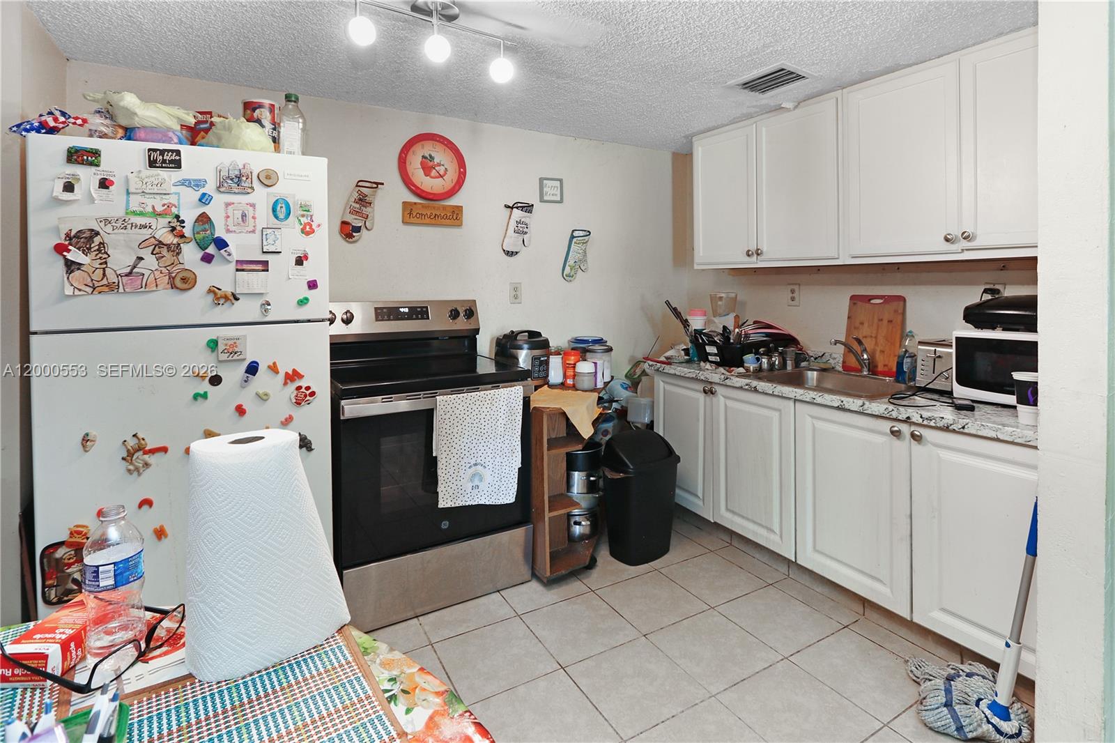   /   sq. ft. $ 2026-04-14 0 Photo