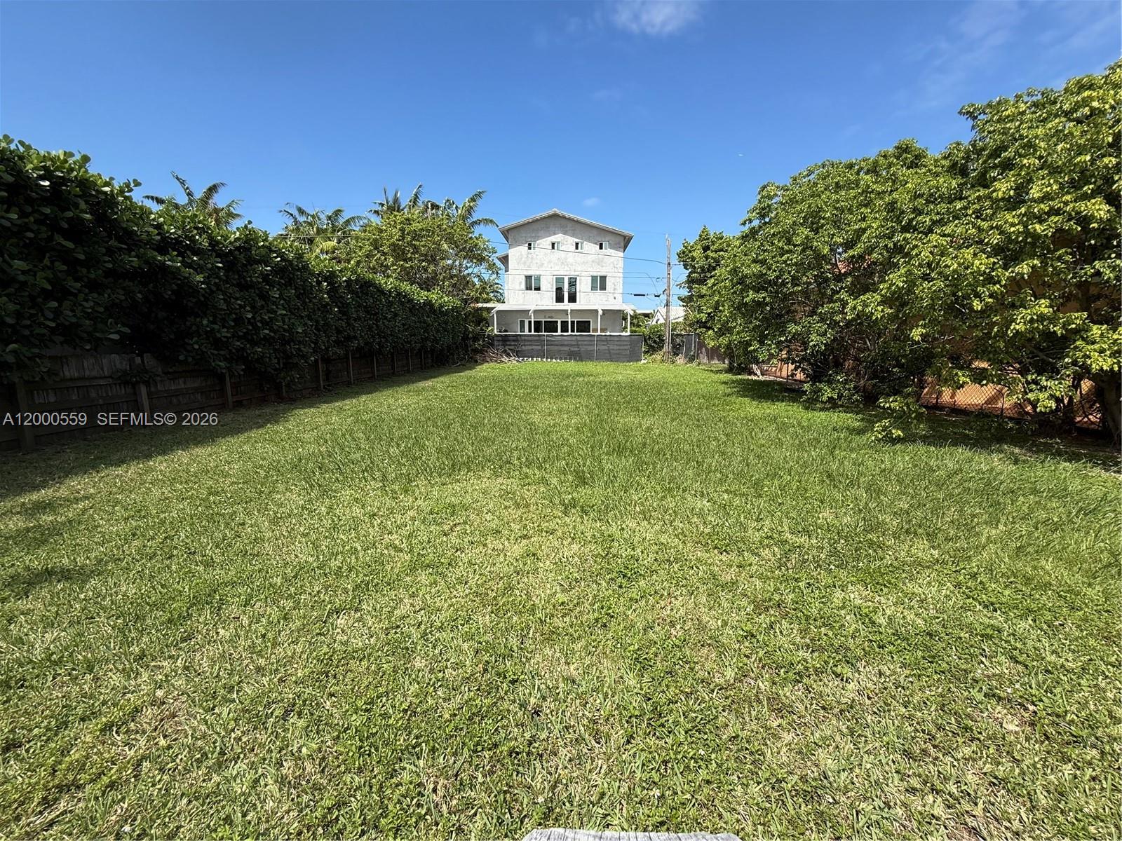   /   sq. ft. $ 2026-04-14 0 Photo