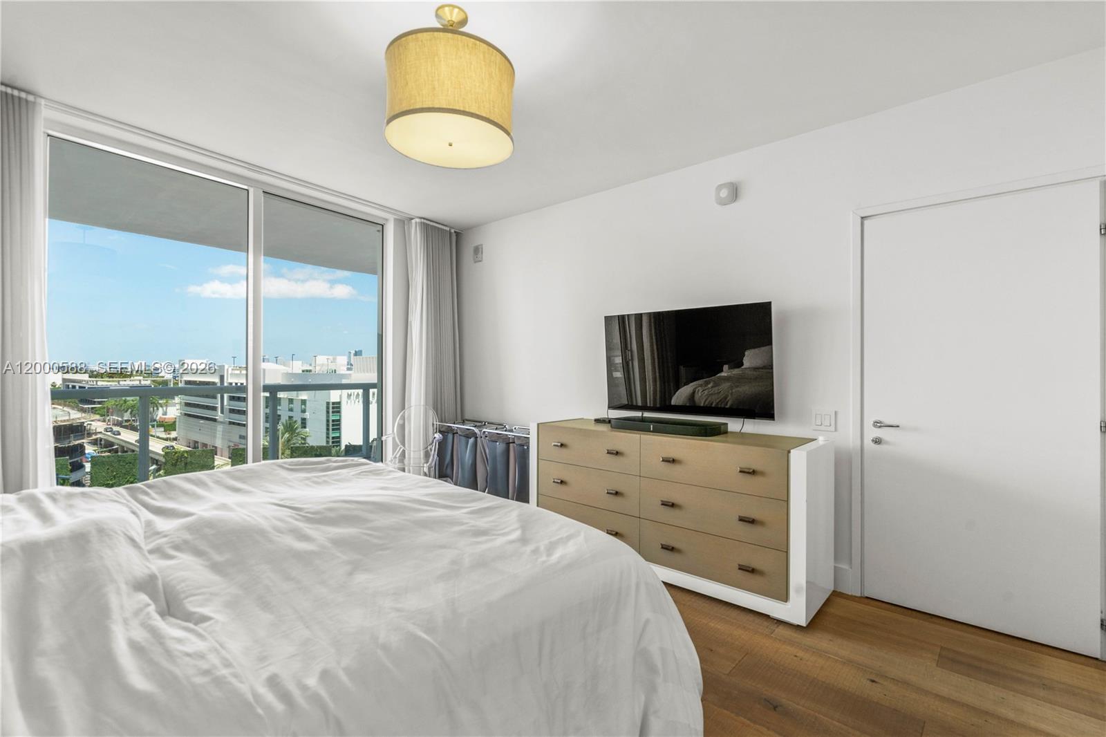 Photo of 450 Alton Rd  #806, Miami Beach, Florida, 33139 - 