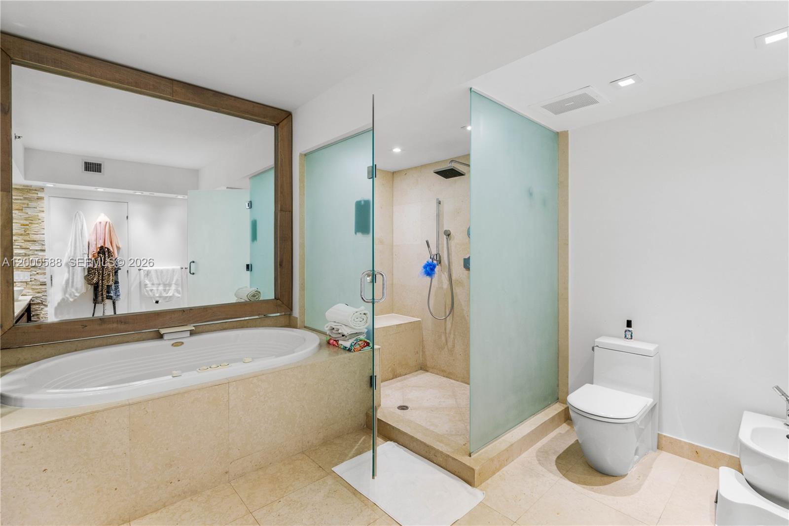 Photo of 450 Alton Rd  #806, Miami Beach, Florida, 33139 - 