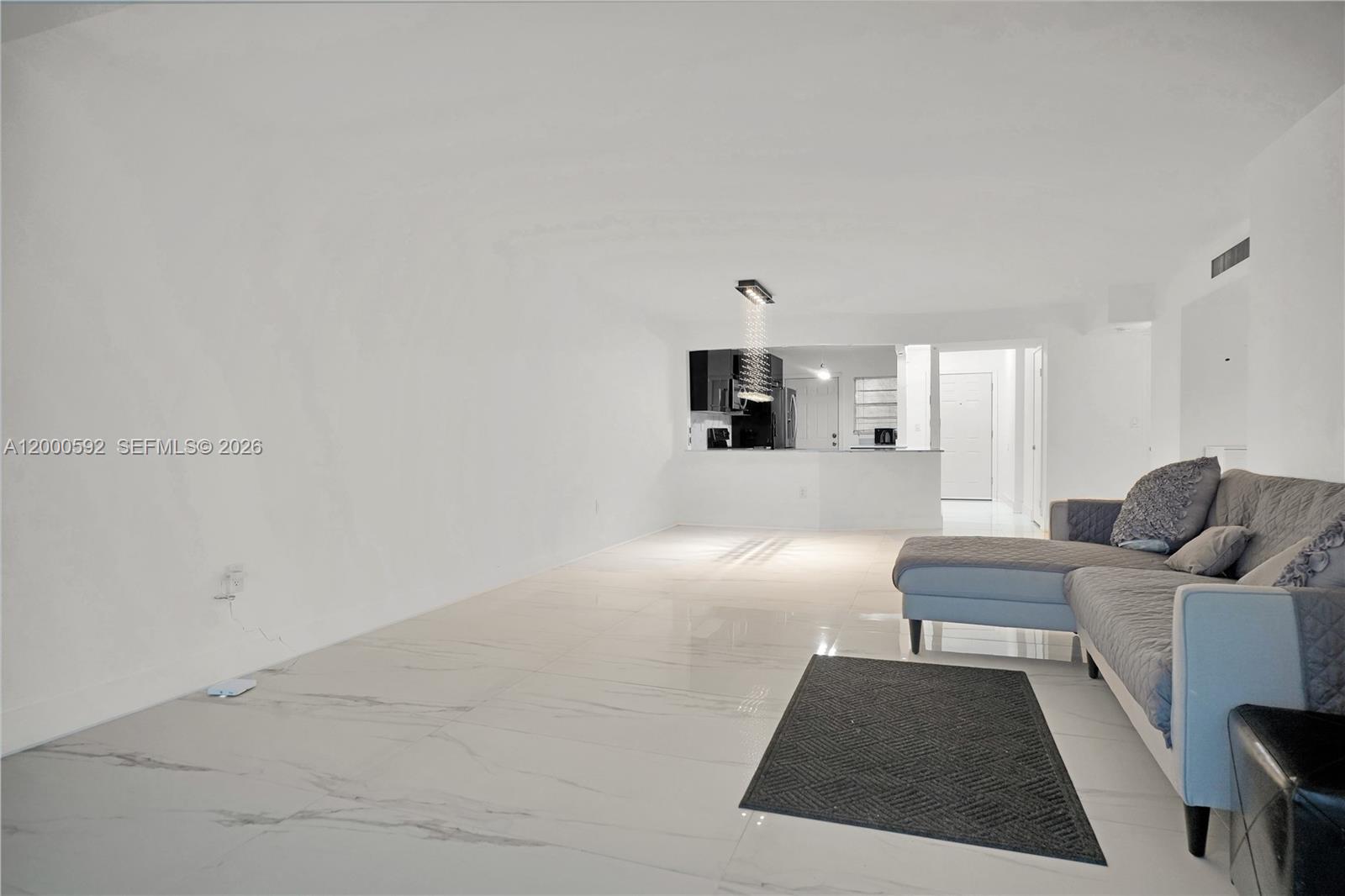 710-2 2 / 2 1317 sq. ft. $ 2026-04-14 0 Photo