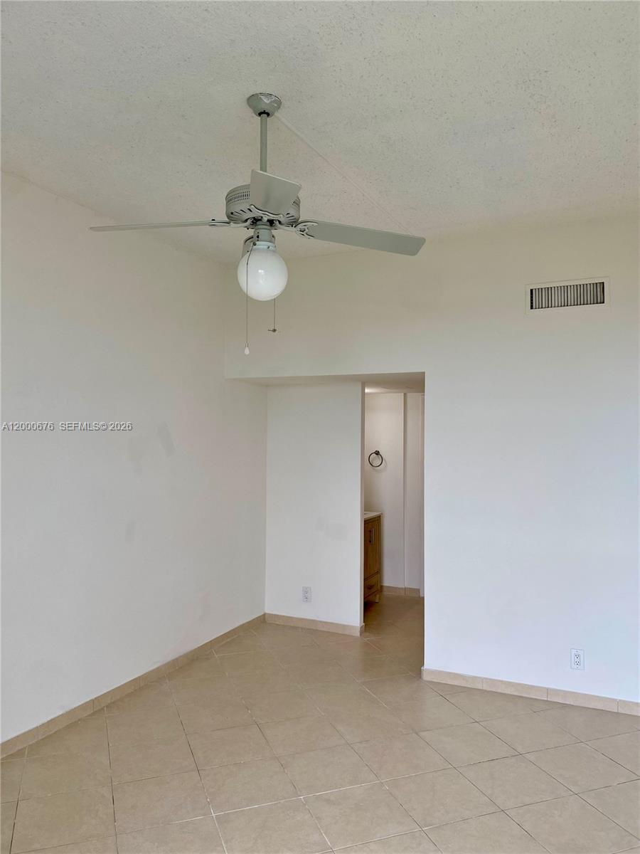 Photo of 20379 Country Club Dr  #PH-40, Aventura, Florida, 33180 - Master bedroom
