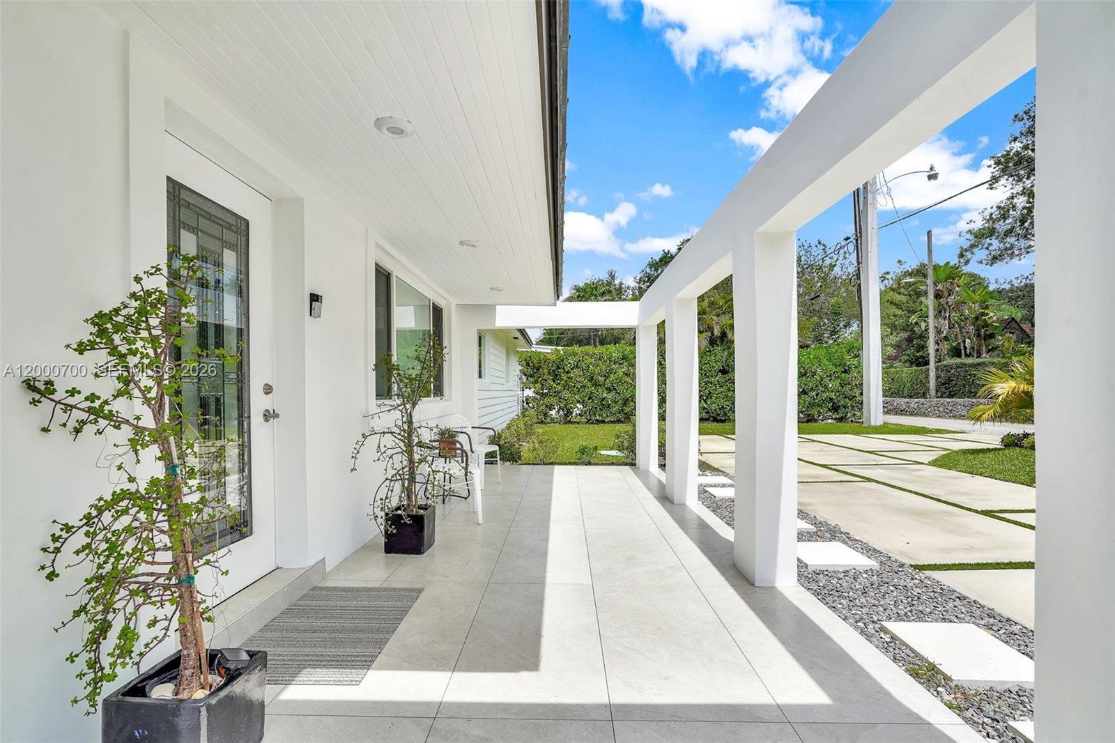 7142 4 / 4 2300 sq. ft. $ 2026-04-14 0 Photo