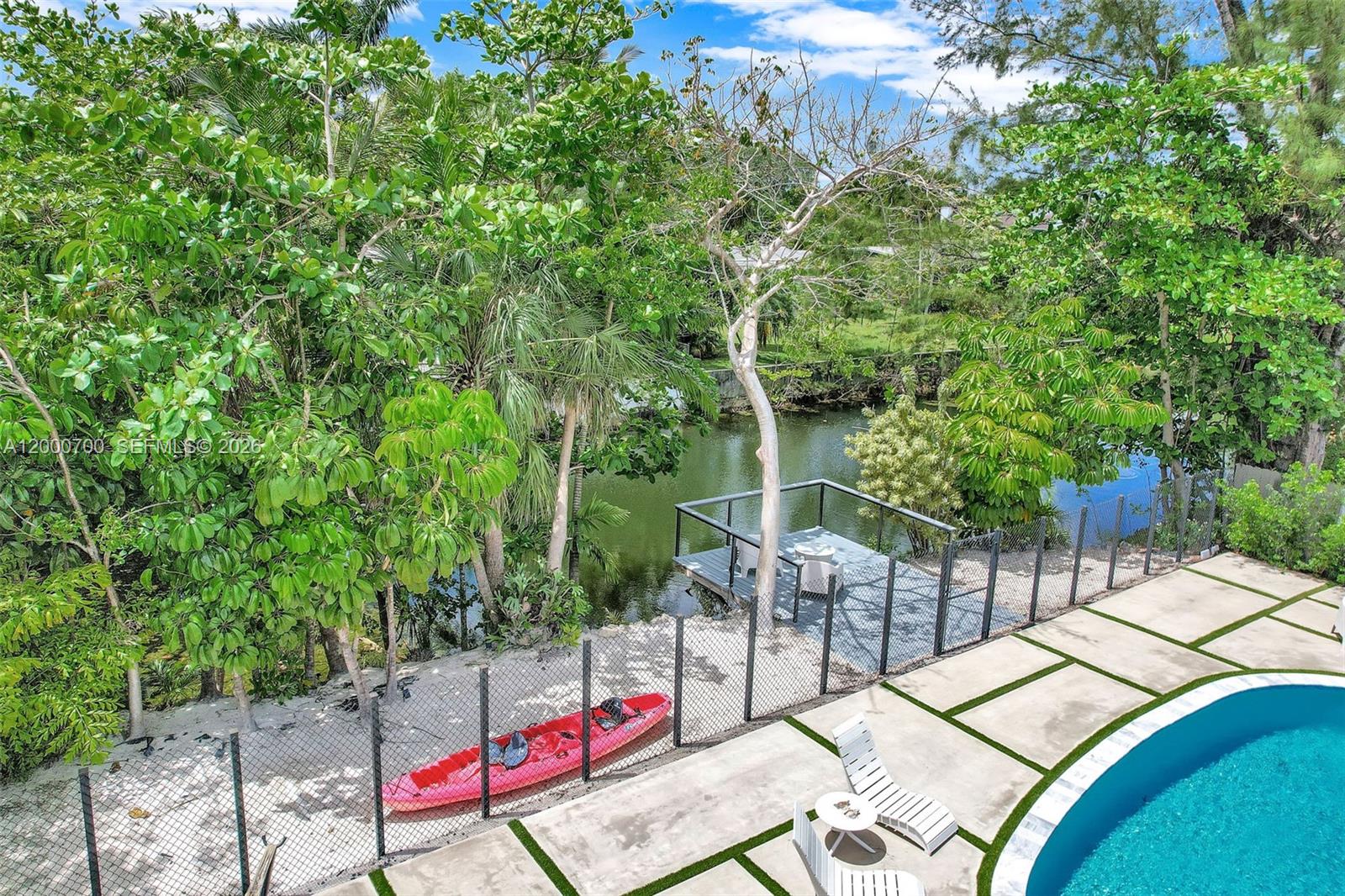 7142 4 / 4 2300 sq. ft. $ 2026-04-14 0 Photo