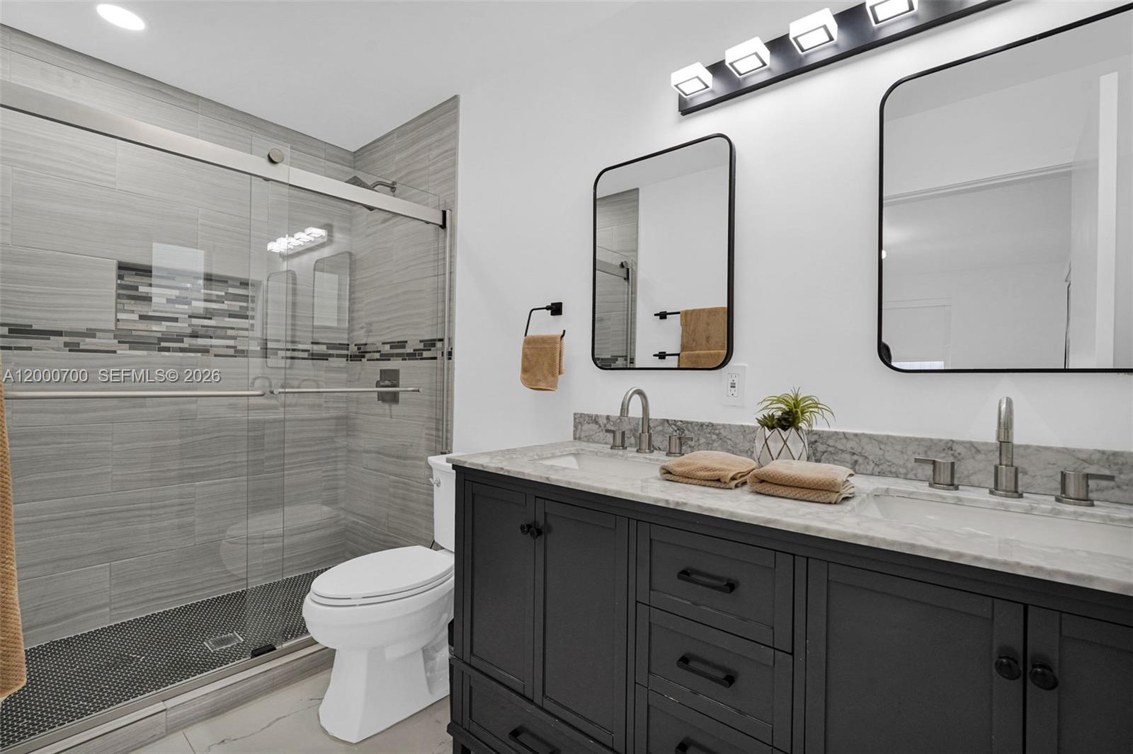 7142 4 / 4 2300 sq. ft. $ 2026-04-14 0 Photo