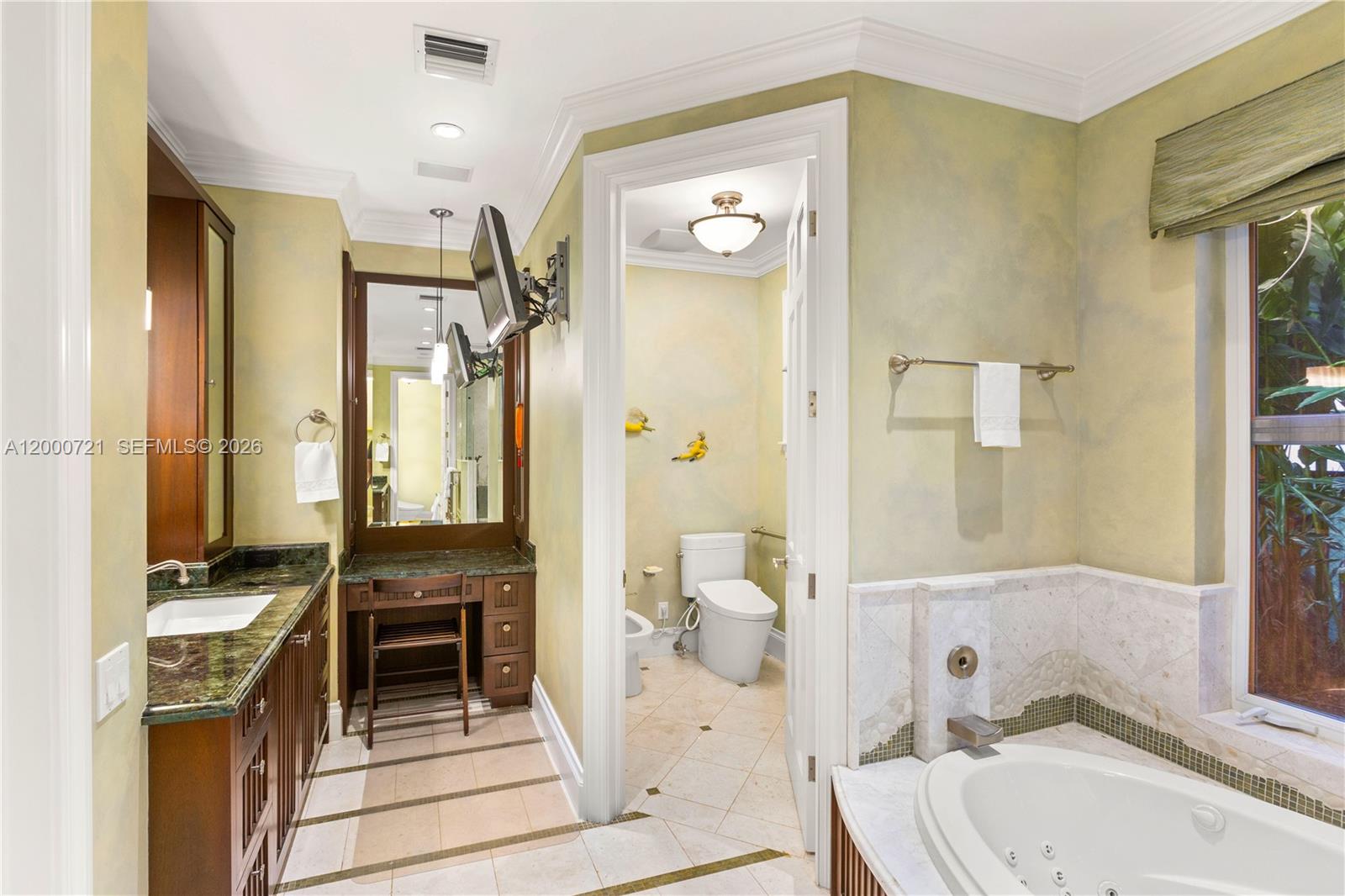   /   sq. ft. $ 2026-04-14 0 Photo