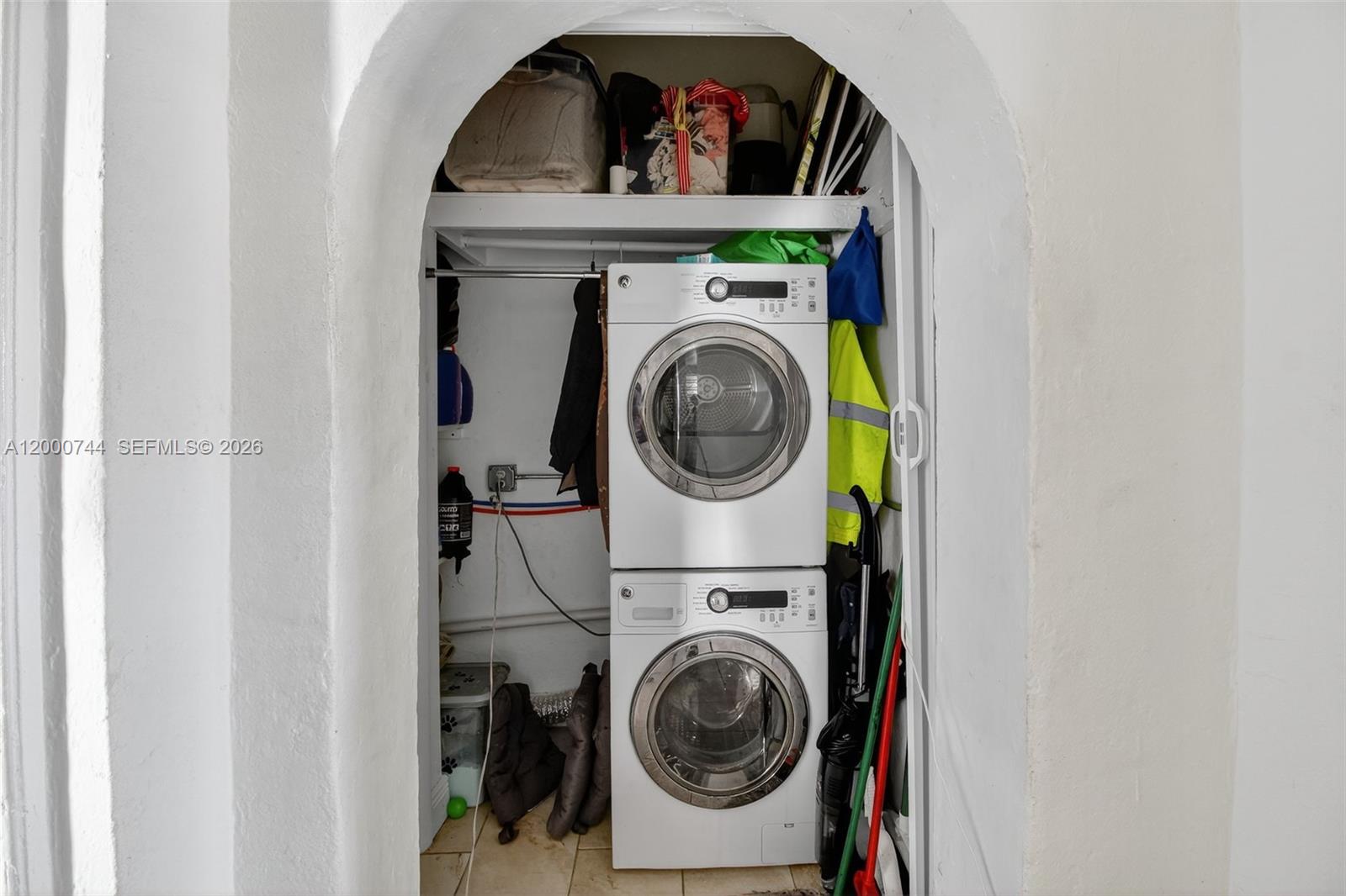   /  3264 sq. ft. $ 2026-04-28 0 Photo
