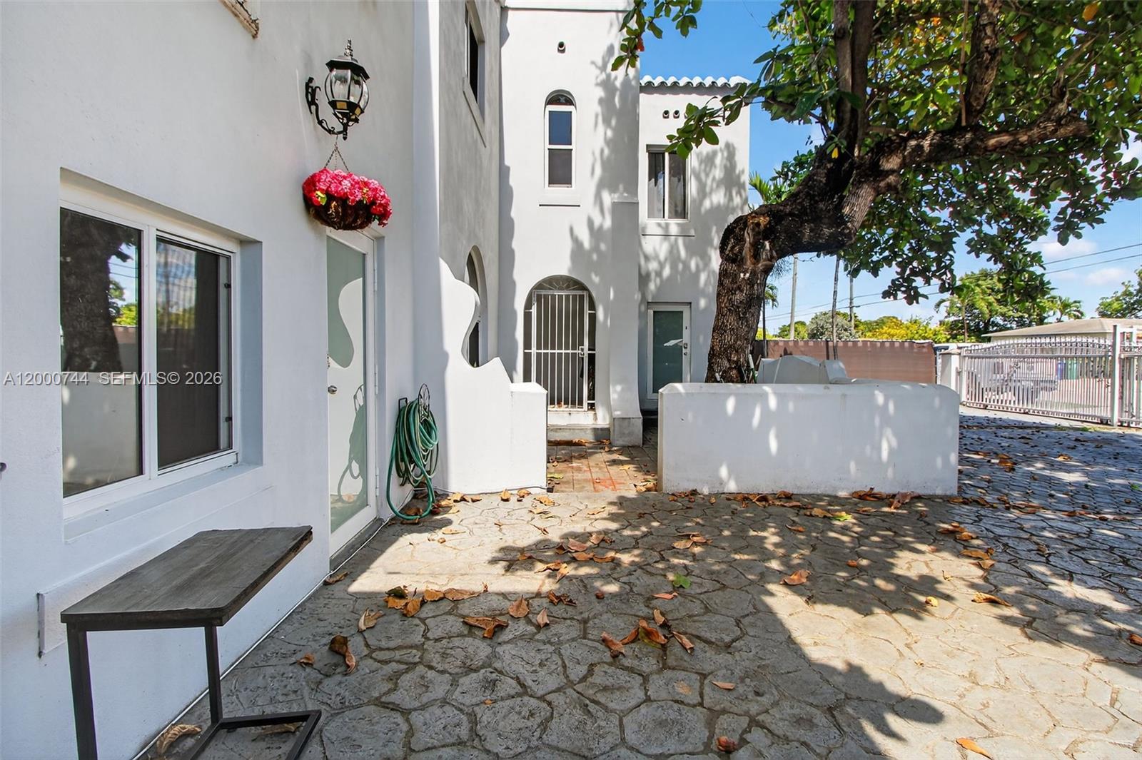   /  3264 sq. ft. $ 2026-04-28 0 Photo