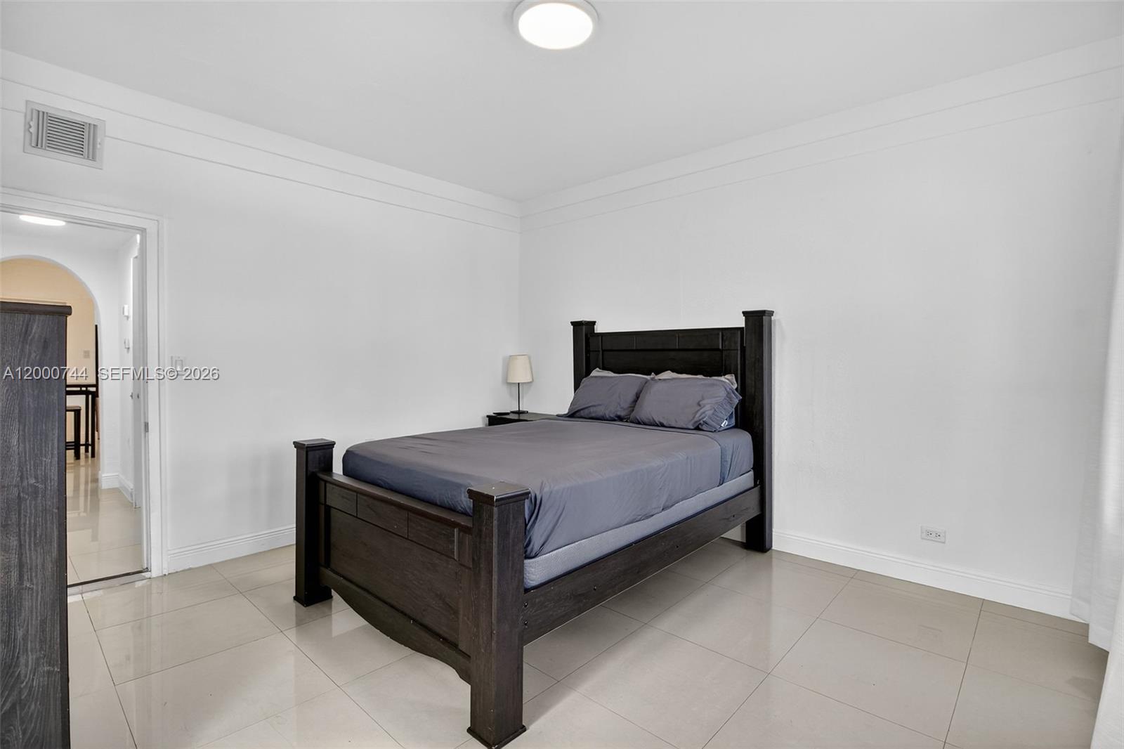   /  3264 sq. ft. $ 2026-04-28 0 Photo