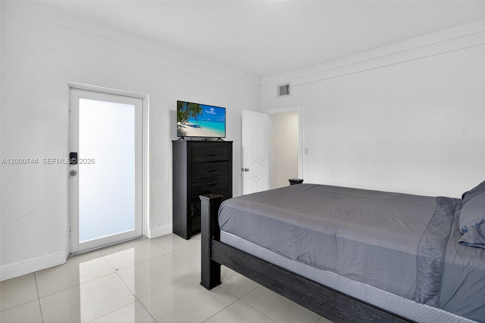   /  3264 sq. ft. $ 2026-04-28 0 Photo