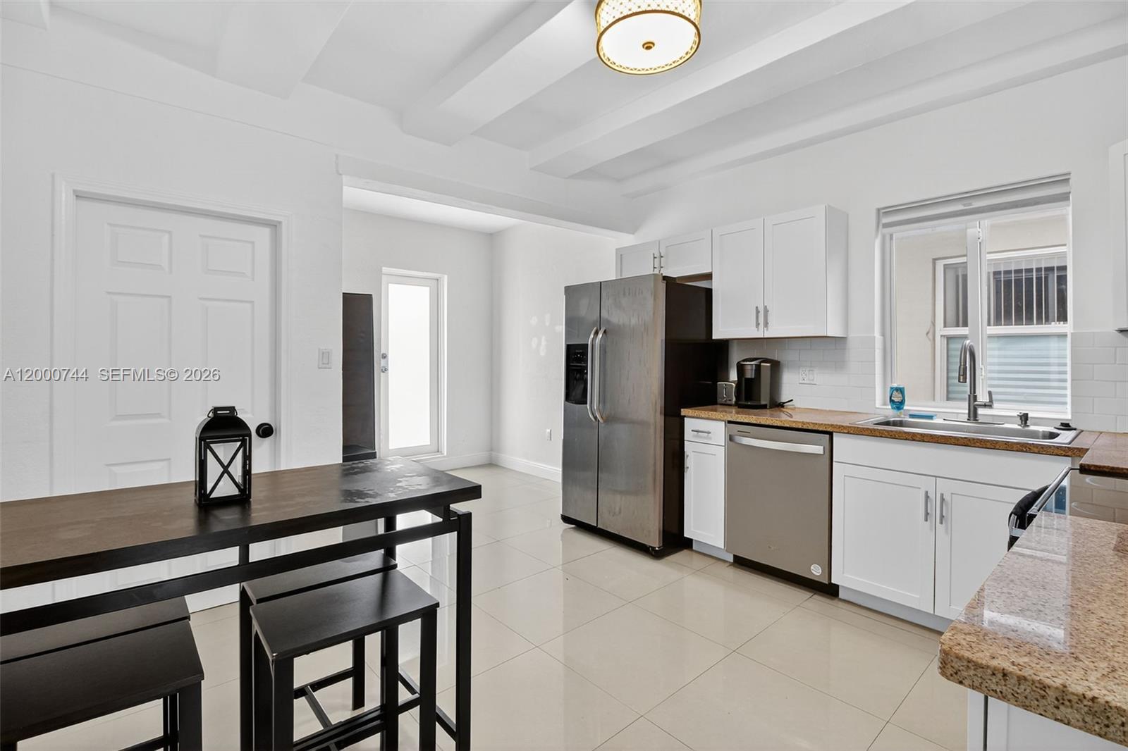   /  3264 sq. ft. $ 2026-04-28 0 Photo