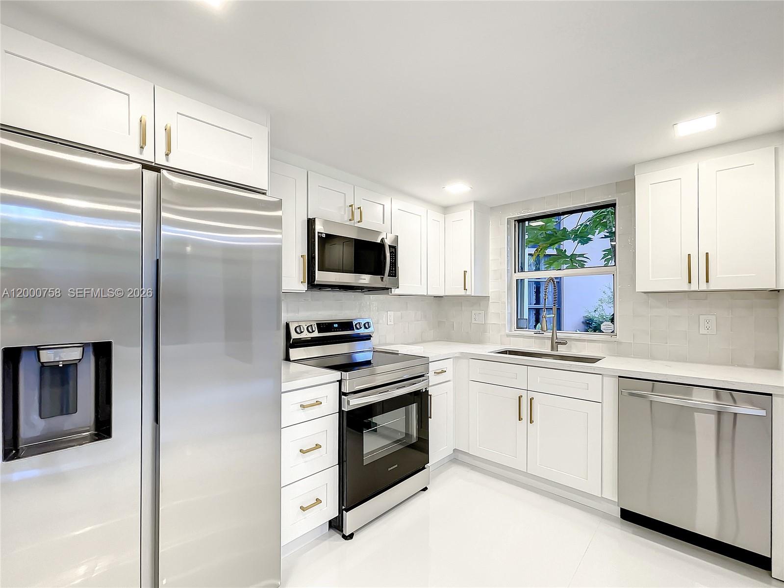 Photo of 20329 Country Club Dr  #TH10, Aventura, Florida, 33180 - 