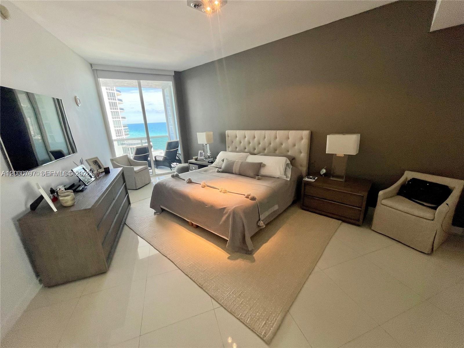 803 3 / 3 1935 sq. ft. $ 2026-04-14 0 Photo