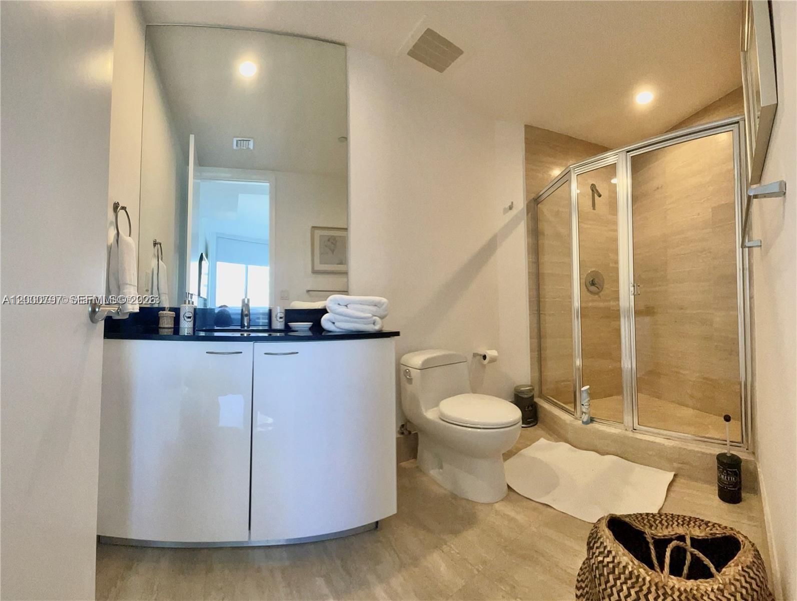 803 3 / 3 1935 sq. ft. $ 2026-04-14 0 Photo