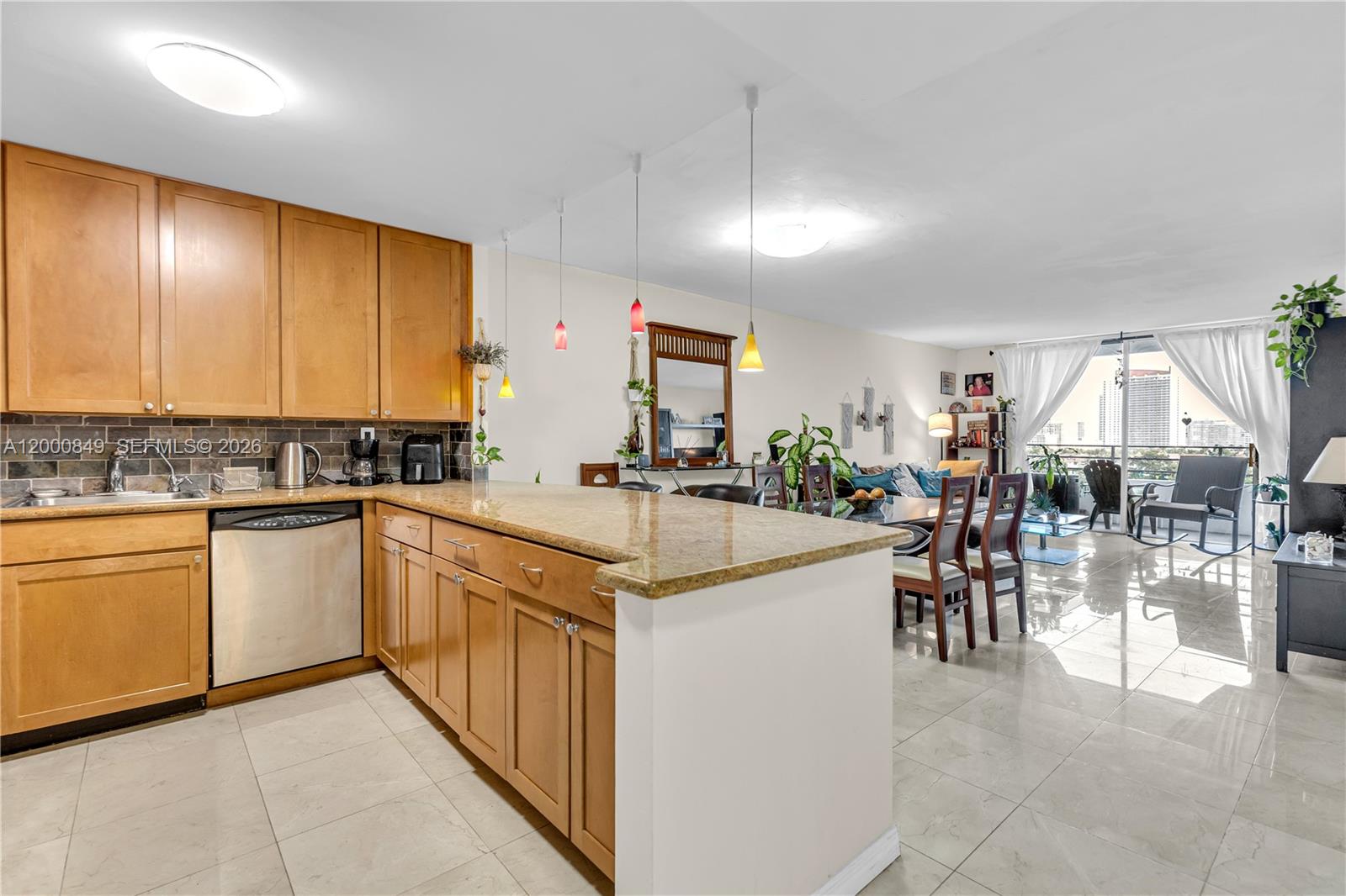 Photo of 600 Three Islands Blvd  #618, Hallandale Beach, Florida, 33009 - Kitchen