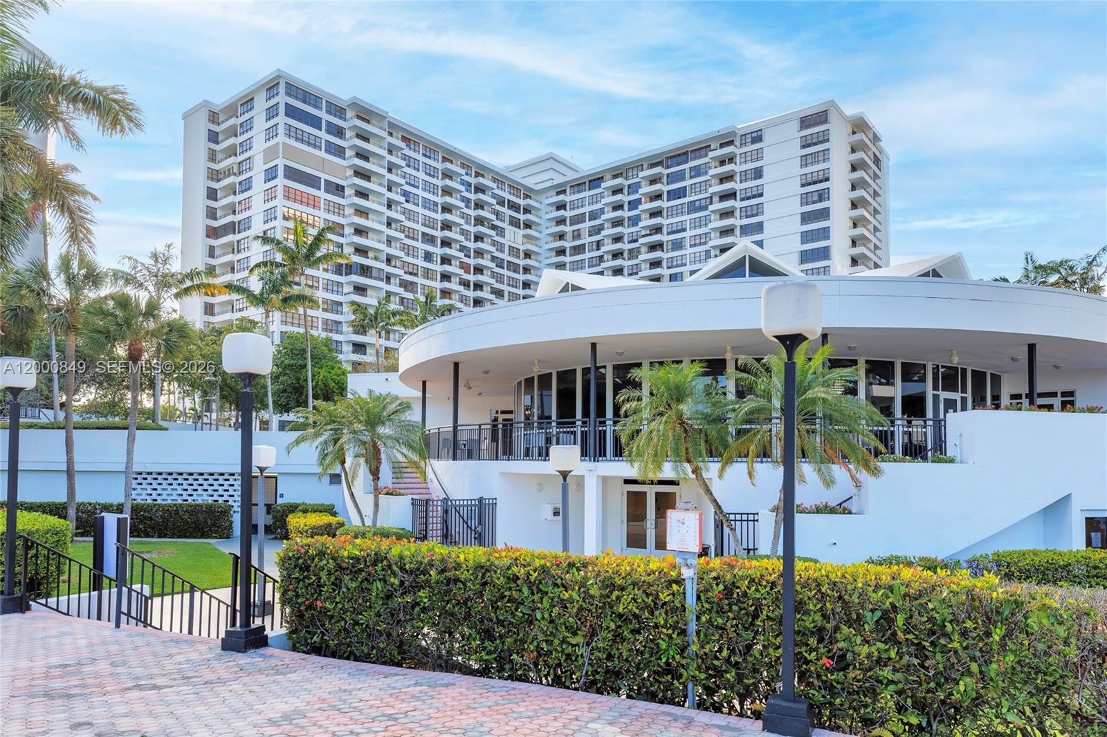 Photo of 600 Three Islands Blvd  #618, Hallandale Beach, Florida, 33009 - 