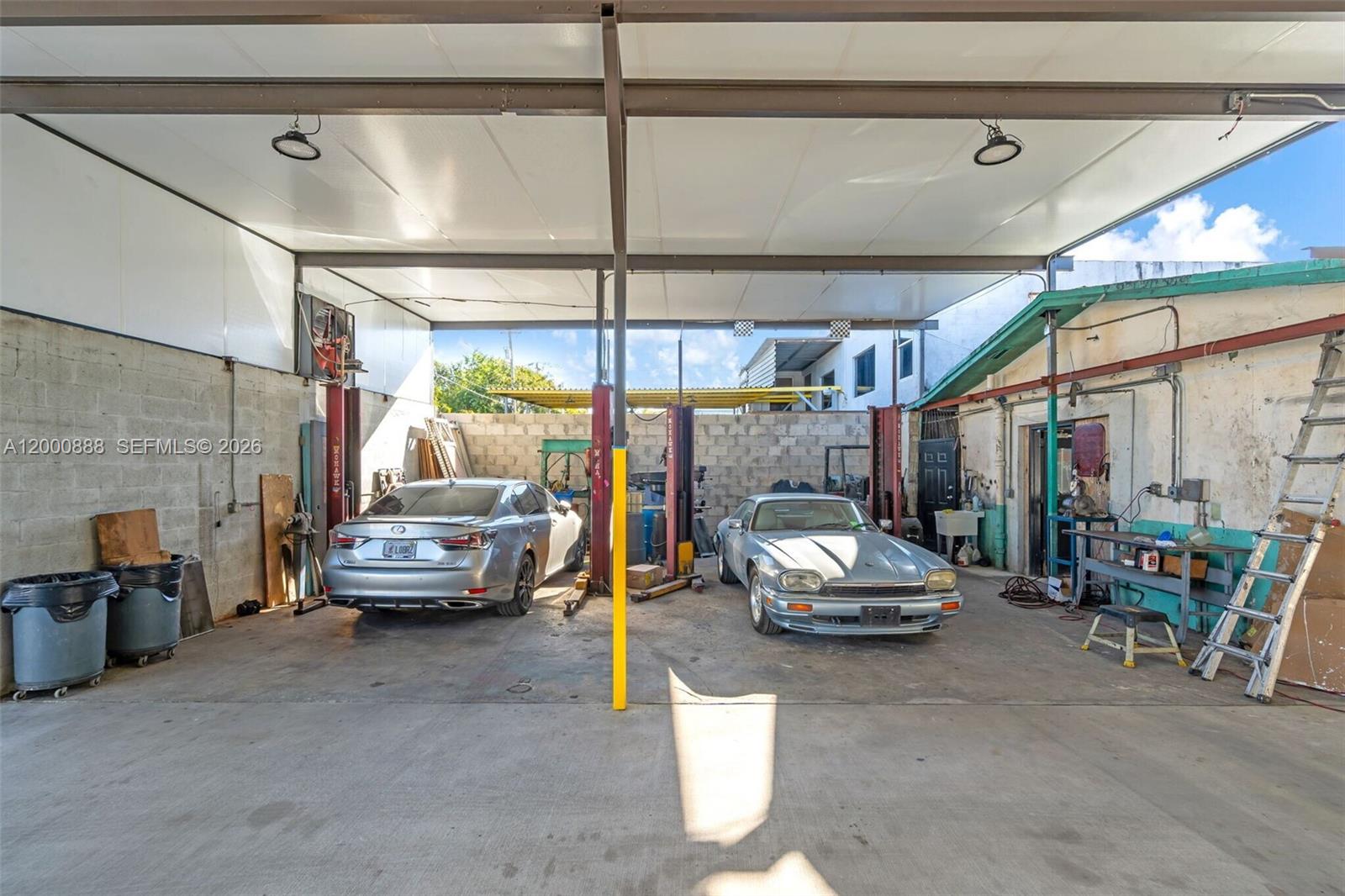   /   sq. ft. $ 2026-04-14 0 Photo