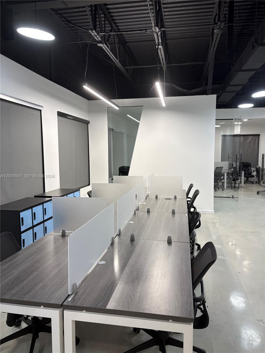   /   sq. ft. $ 2026-04-14 0 Photo