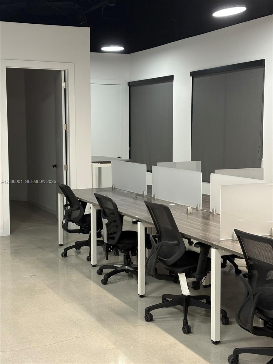   /   sq. ft. $ 2026-04-14 0 Photo