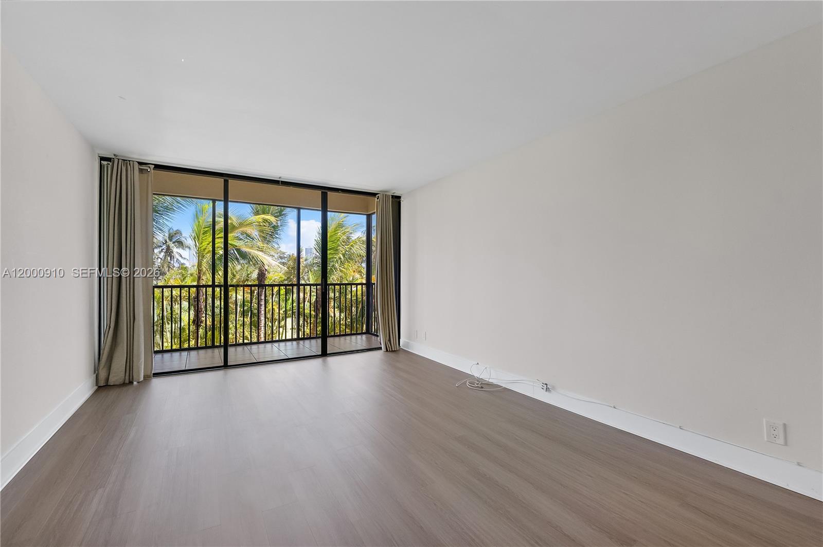 Photo of 20335 Country Club Dr  #208, Aventura, Florida, 33180 - 