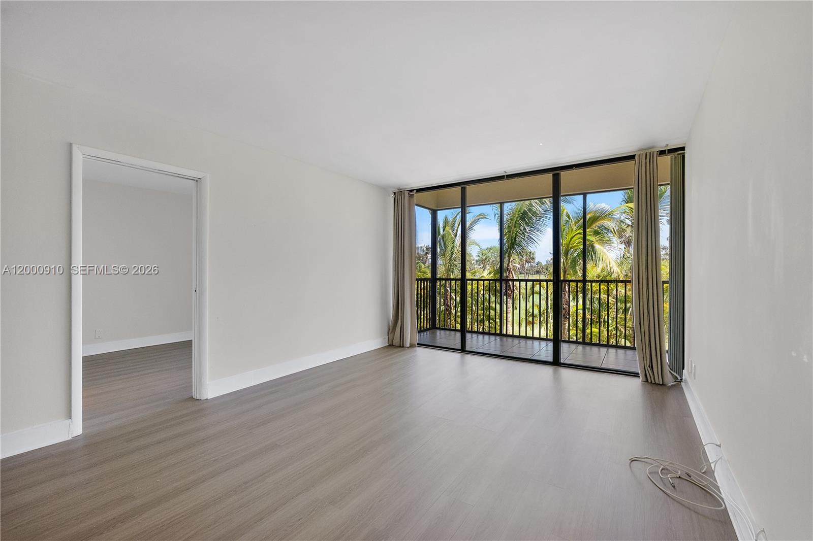 Photo of 20335 Country Club Dr  #208, Aventura, Florida, 33180 - 
