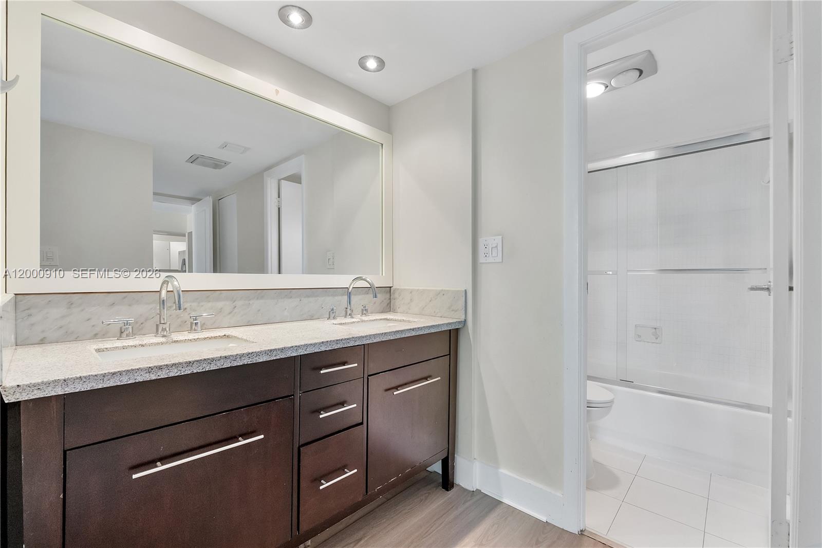 Photo of 20335 Country Club Dr  #208, Aventura, Florida, 33180 - 