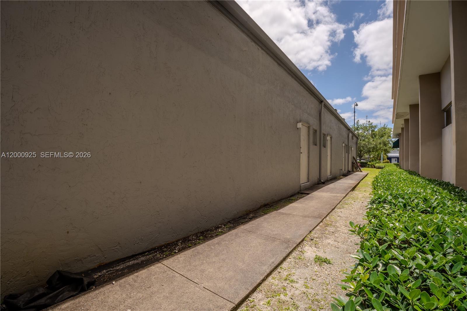   /   sq. ft. $ 2026-04-14 0 Photo