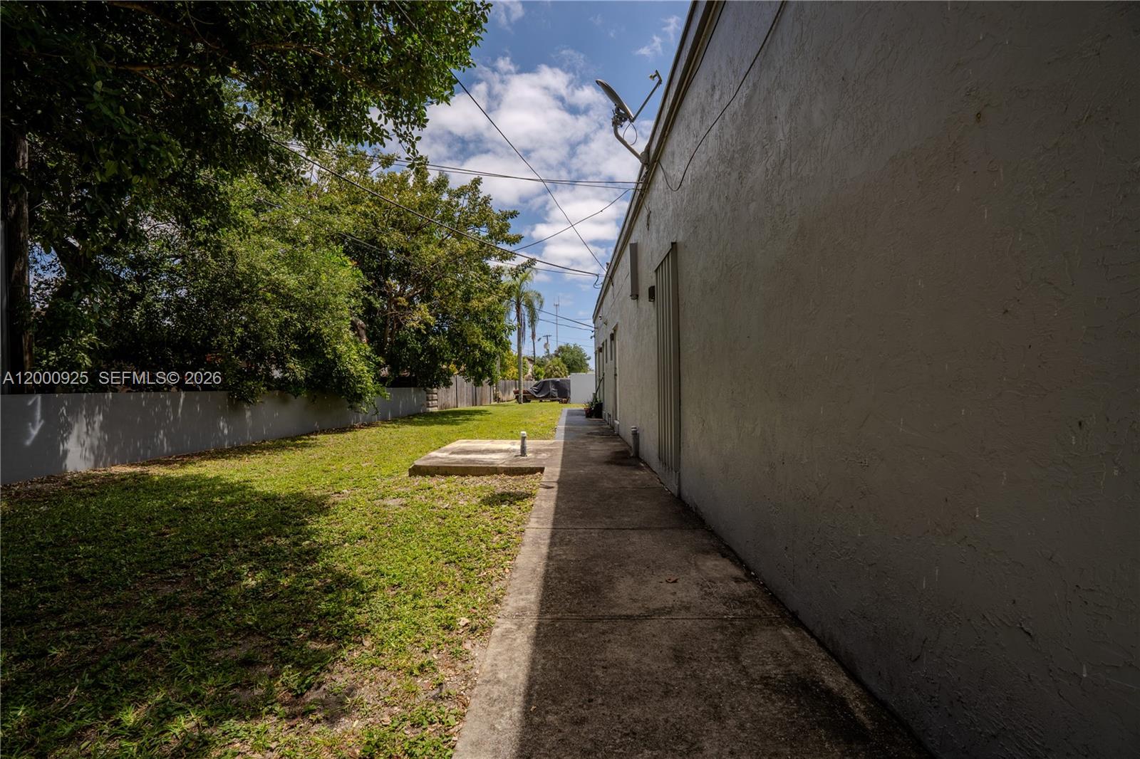   /   sq. ft. $ 2026-04-14 0 Photo