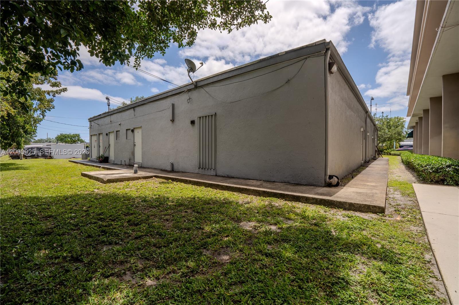   /   sq. ft. $ 2026-04-14 0 Photo