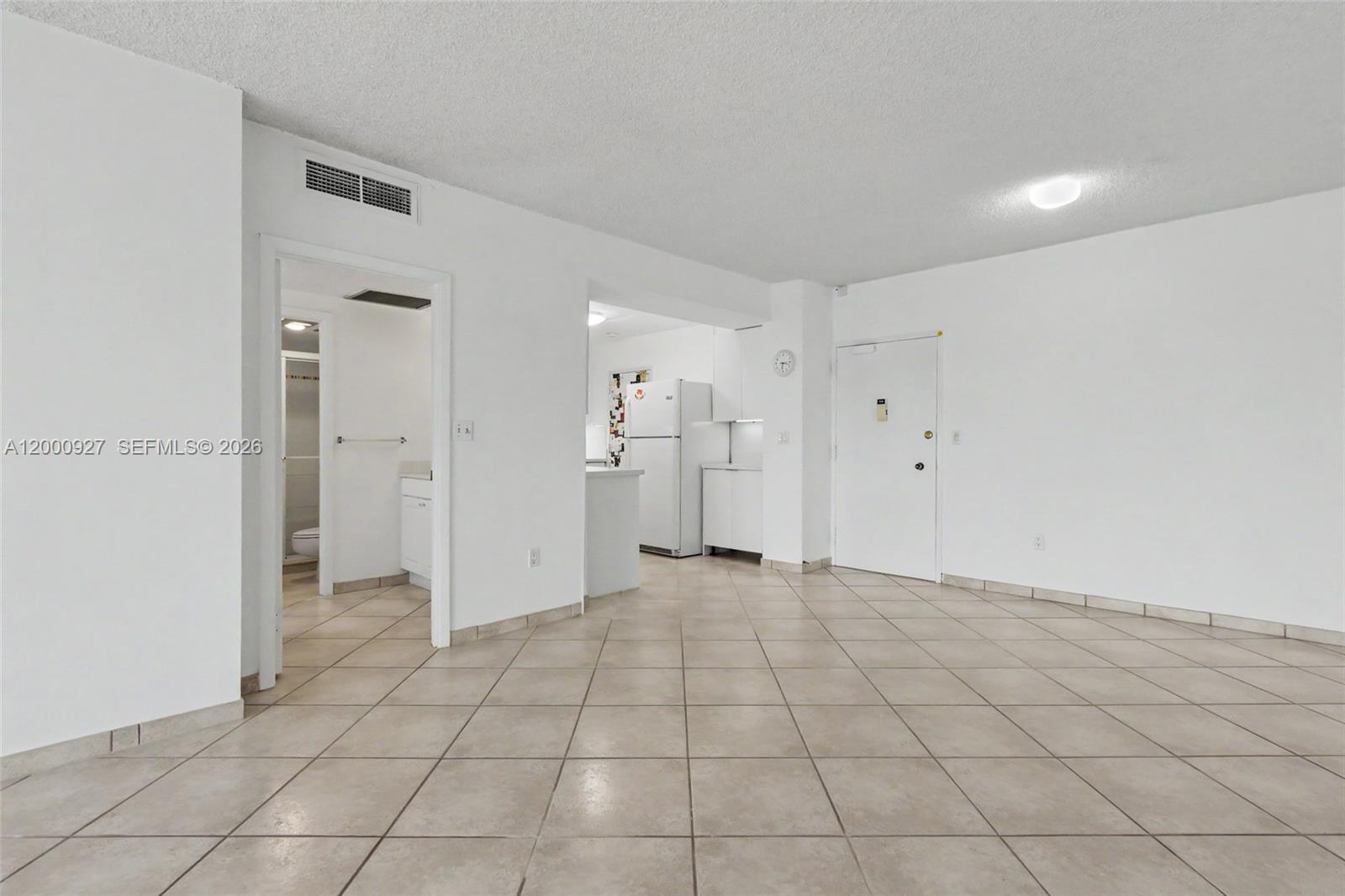 See details 1930 2 / 2 1120 sq. ft. $ 2026-04-14 0 Photo
