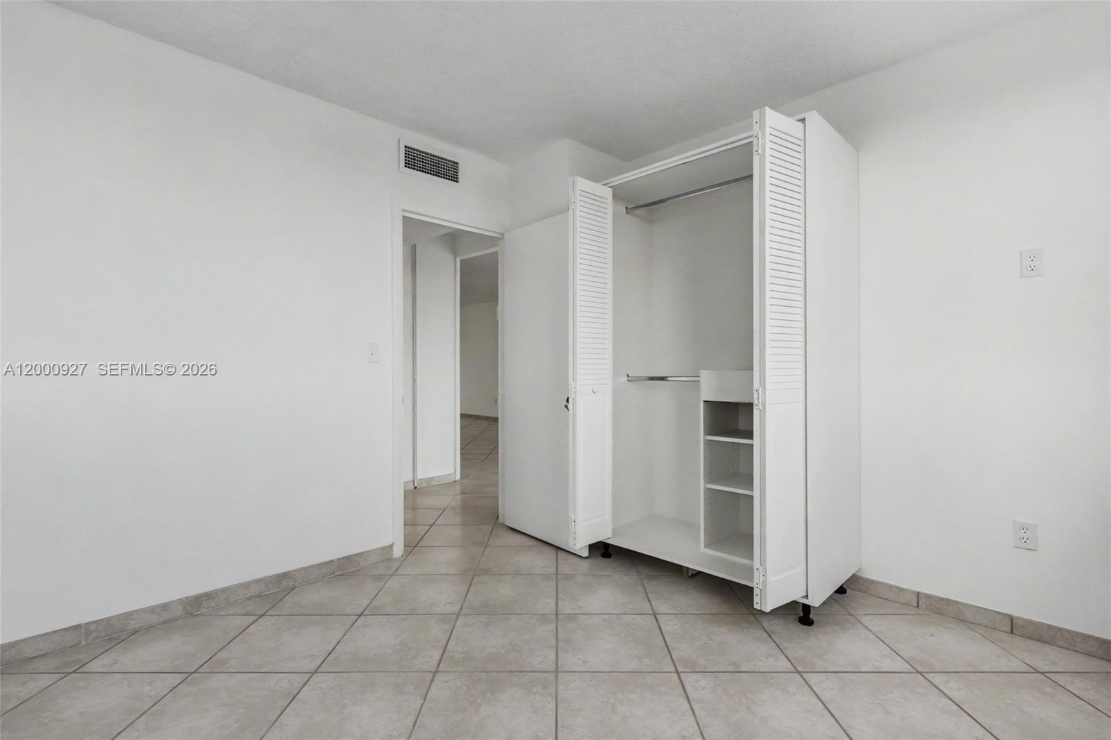See details 1930 2 / 2 1120 sq. ft. $ 2026-04-14 0 Photo