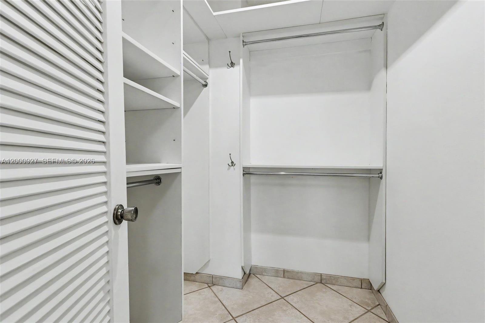 See details 1930 2 / 2 1120 sq. ft. $ 2026-04-14 0 Photo