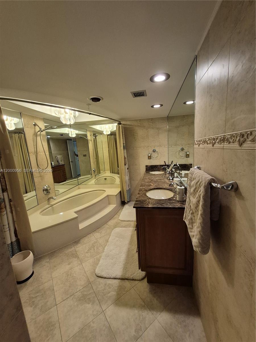 Photo of 1912 Ocean Dr  #17C, Hallandale Beach, Florida, 33009 - 