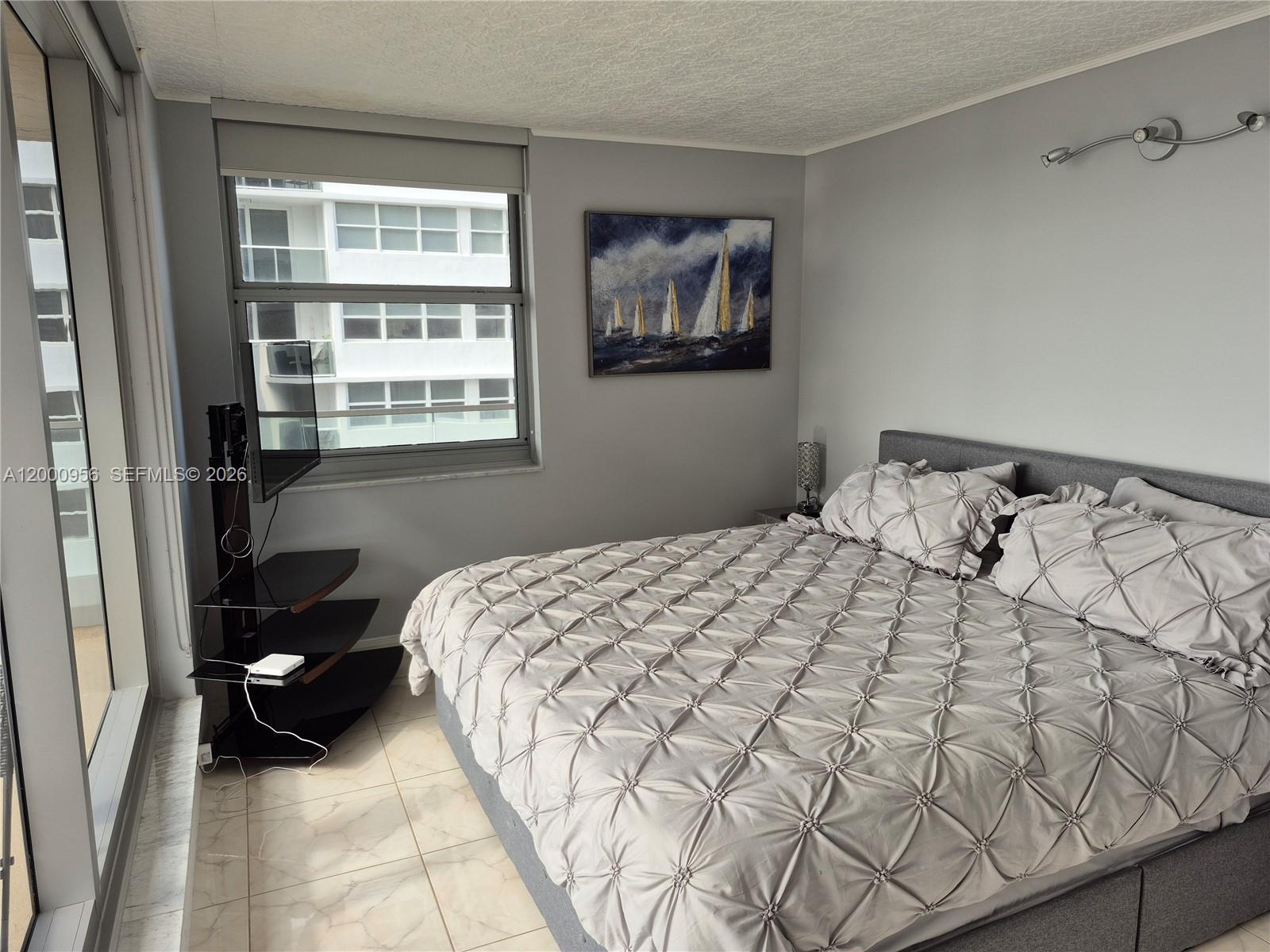 Photo of 1912 Ocean Dr  #17C, Hallandale Beach, Florida, 33009 - 