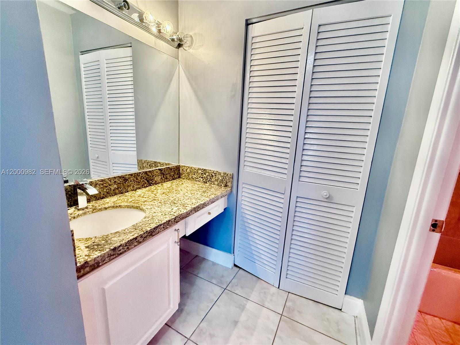 Photo of 1825 Ocean Dr #614, Hallandale Beach, Florida, 33009 - powder desk next to sink