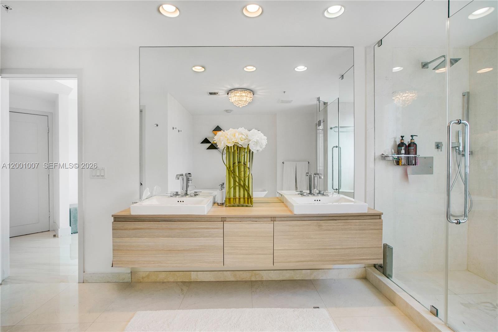 Photo of 17111 Biscayne Blvd  #2008, North Miami Beach, Florida, 33160 - 