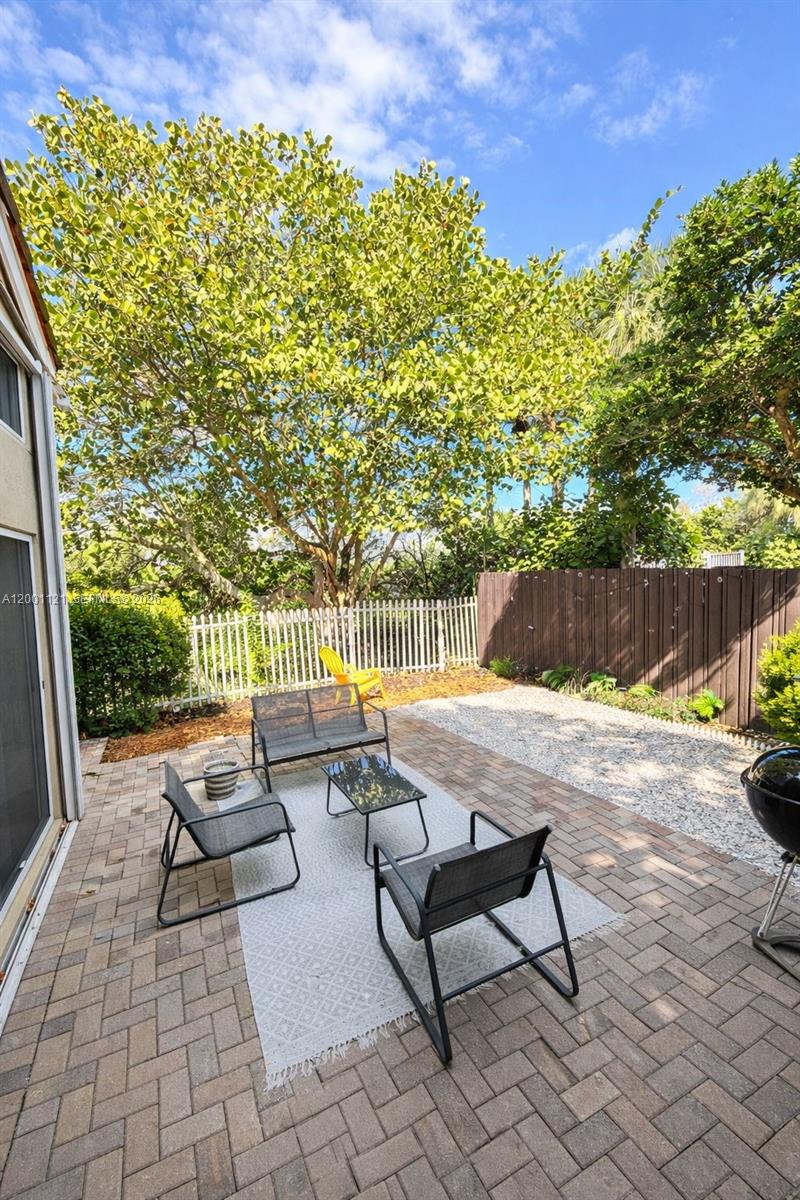 Photo of 1125 Butternut Ln  (1125), Hollywood, Florida, 33019 - 