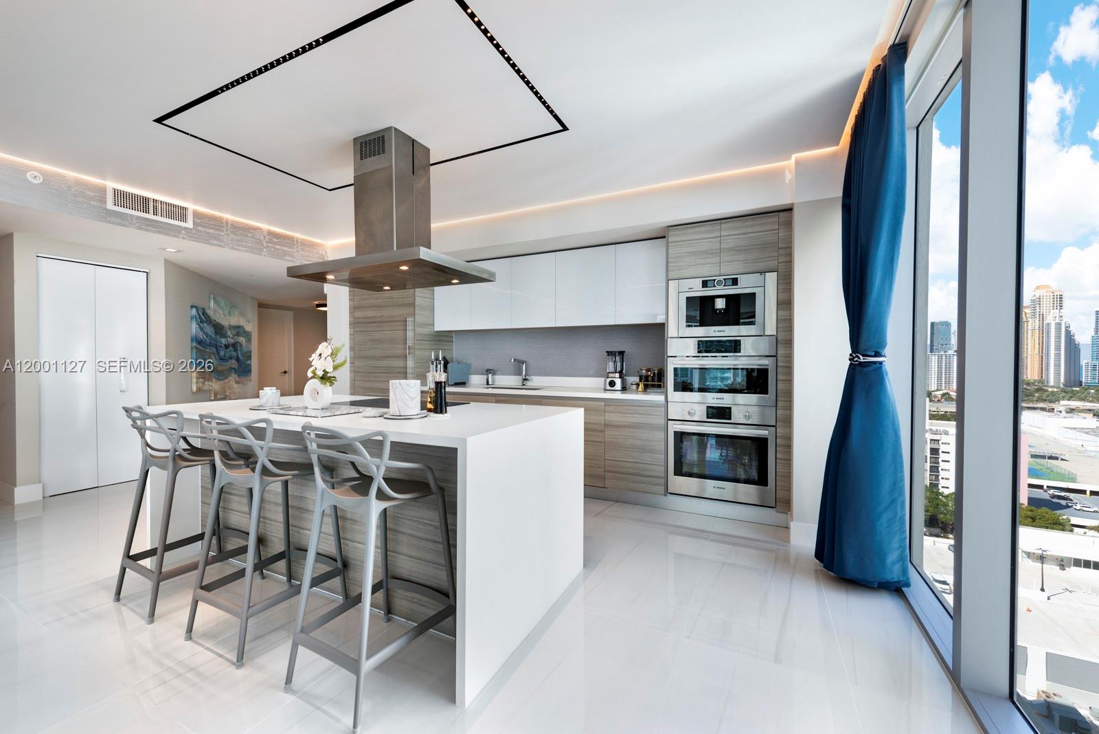 4-1702 3 / 4 1892 sq. ft. $ 2026-04-14 0 Photo