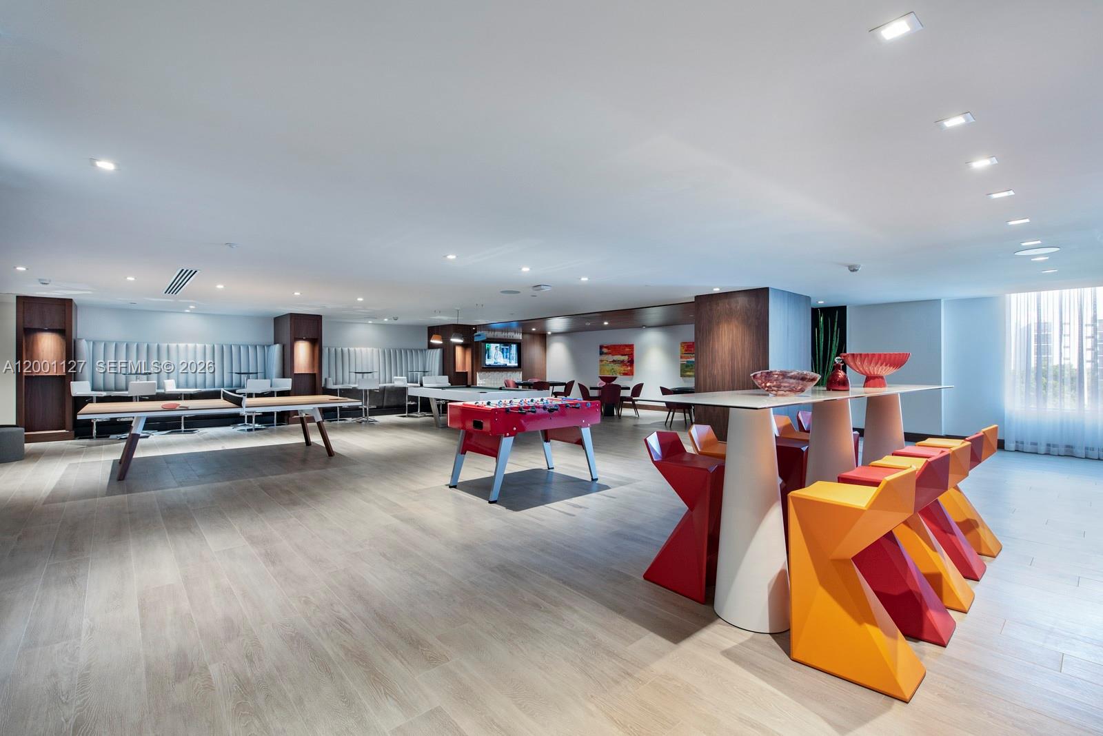 4-1702 3 / 4 1892 sq. ft. $ 2026-04-14 0 Photo