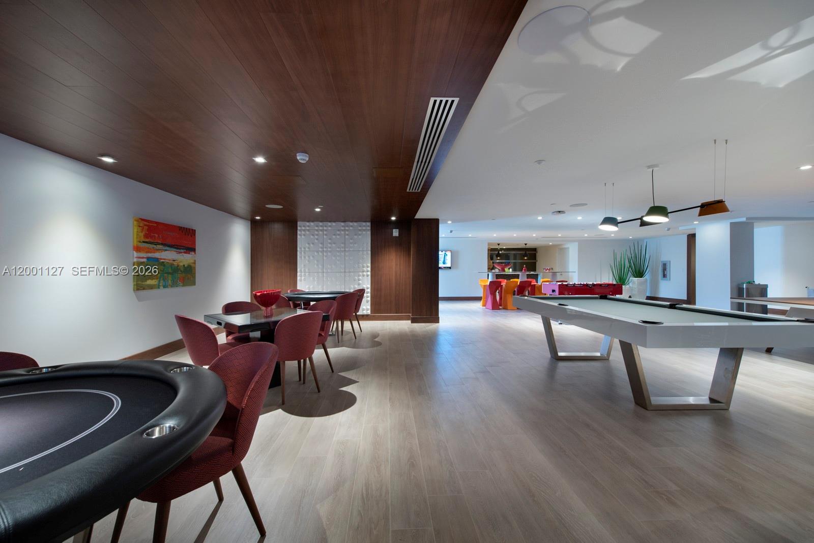 4-1702 3 / 4 1892 sq. ft. $ 2026-04-14 0 Photo