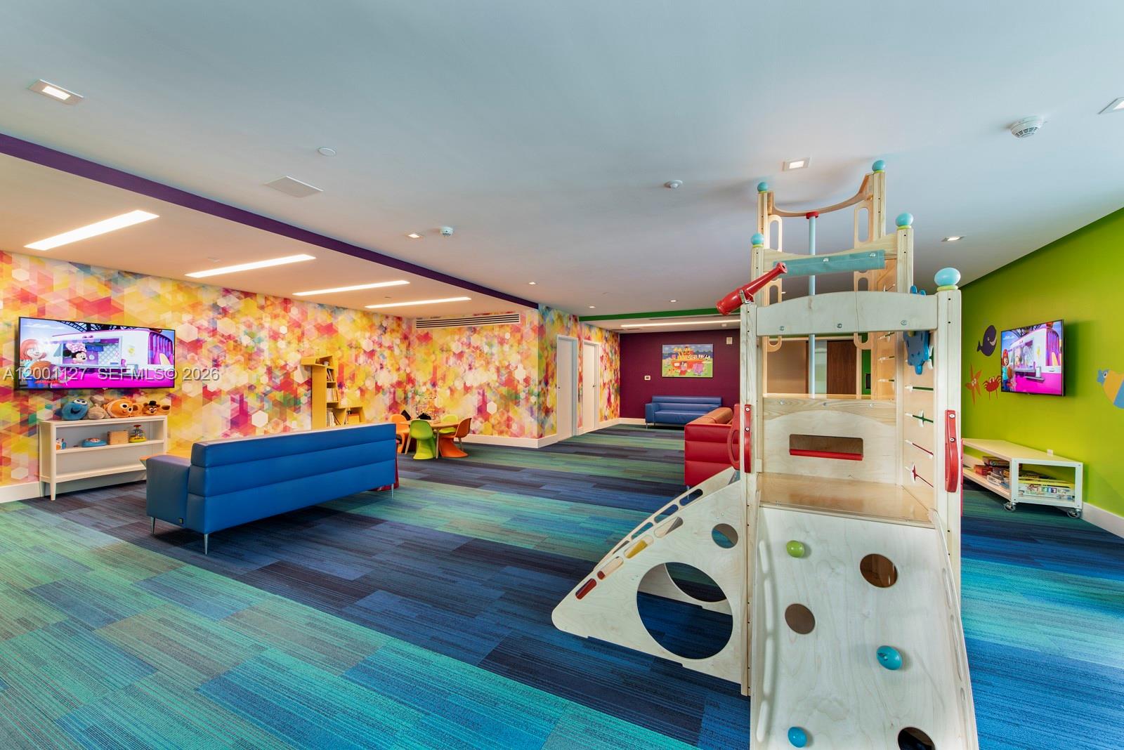 4-1702 3 / 4 1892 sq. ft. $ 2026-04-14 0 Photo