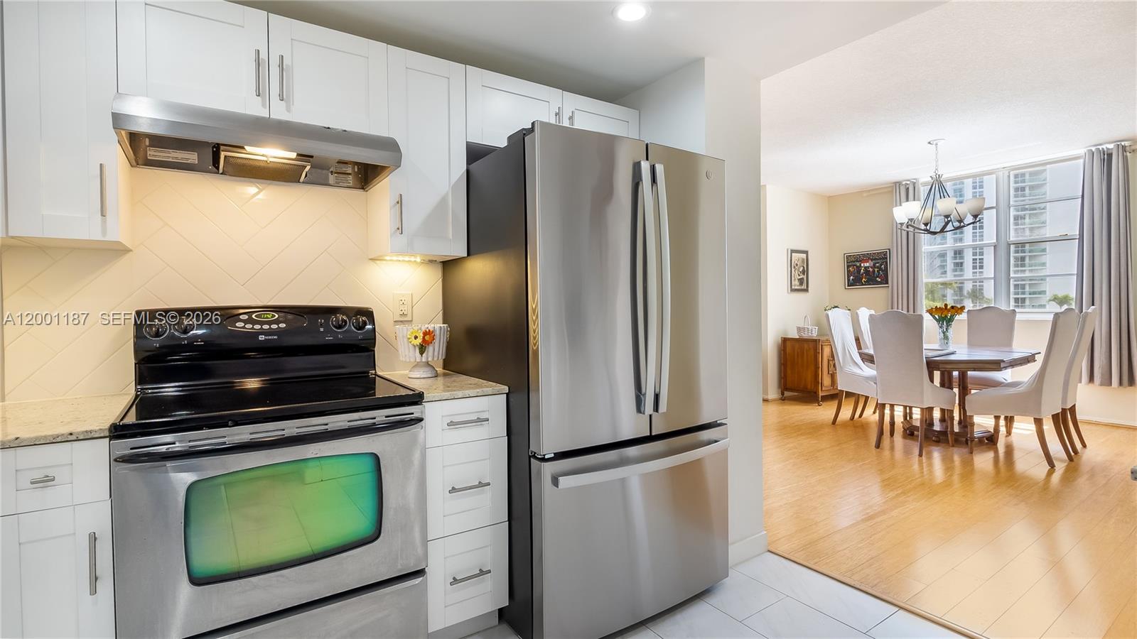 315 2 / 2 1220 sq. ft. $ 2026-05-17 0 Photo