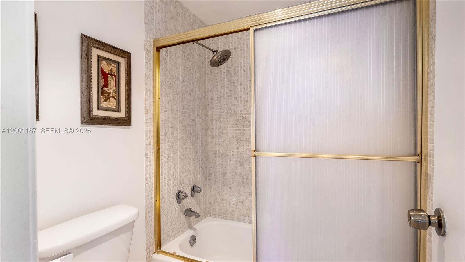 315 2 / 2 1220 sq. ft. $ 2026-05-17 0 Photo
