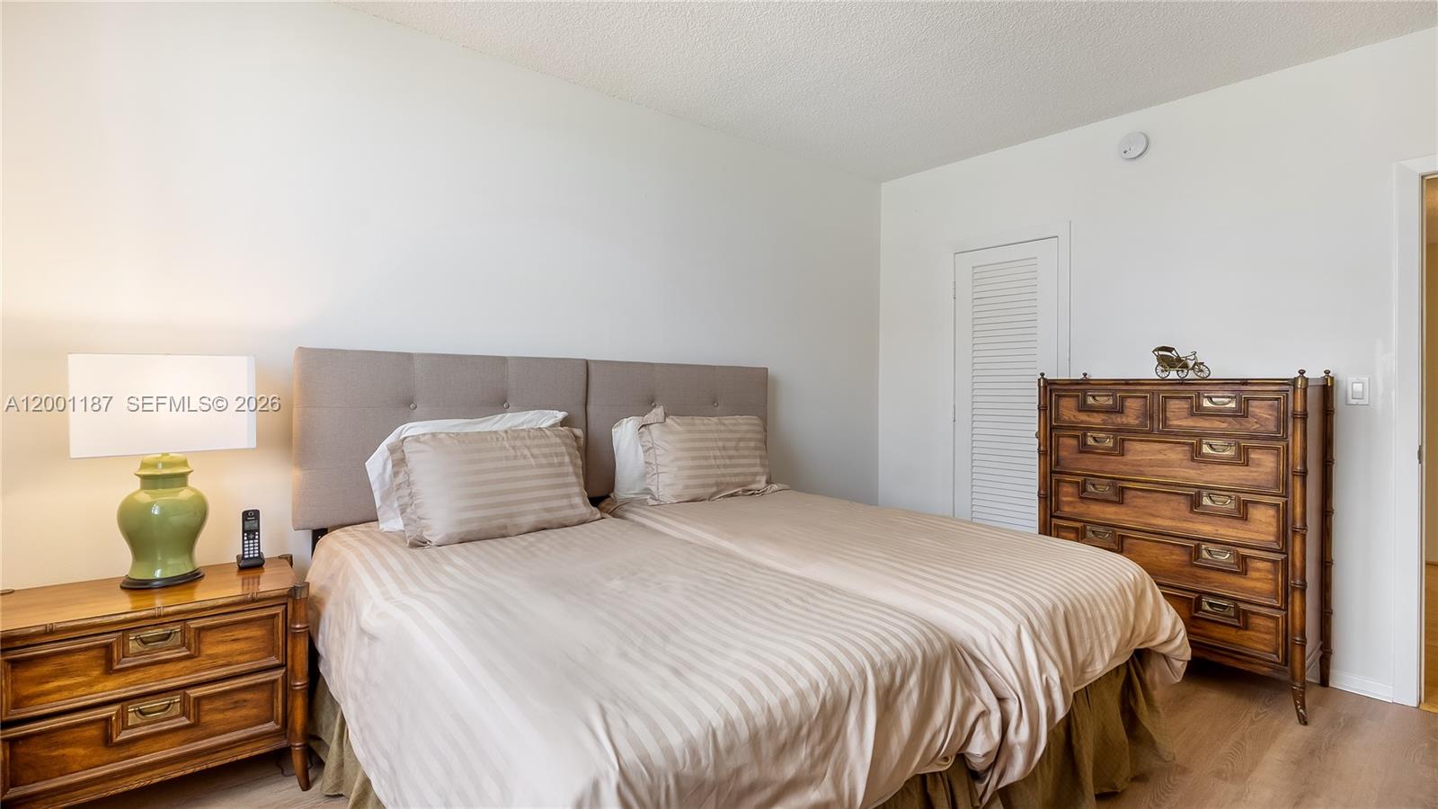 315 2 / 2 1220 sq. ft. $ 2026-05-17 0 Photo