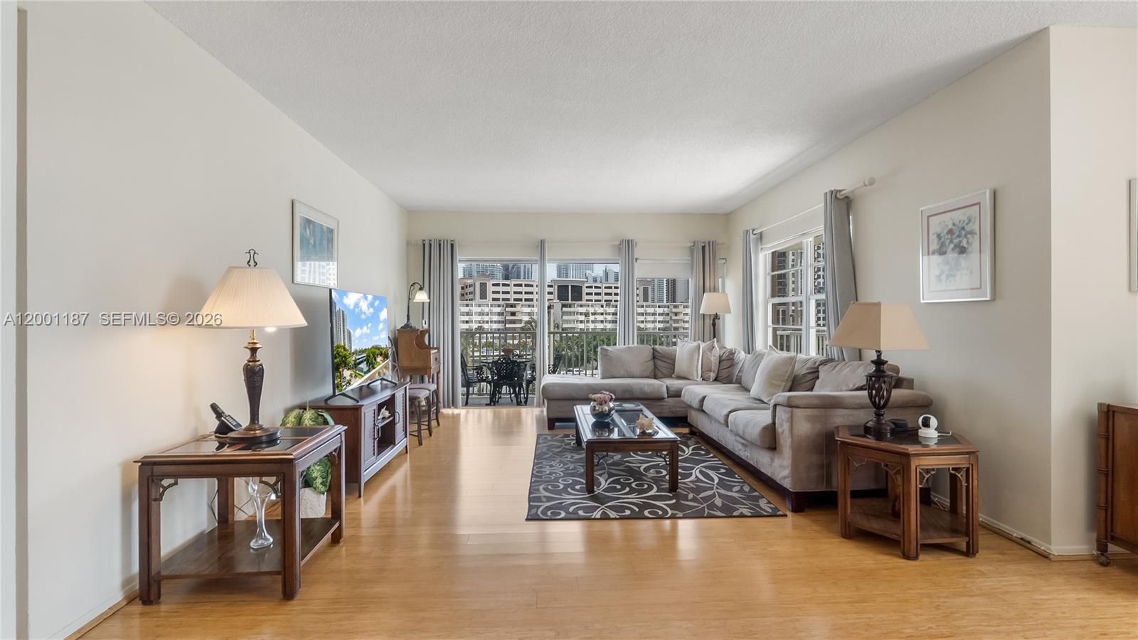 315 2 / 2 1220 sq. ft. $ 2026-05-17 0 Photo