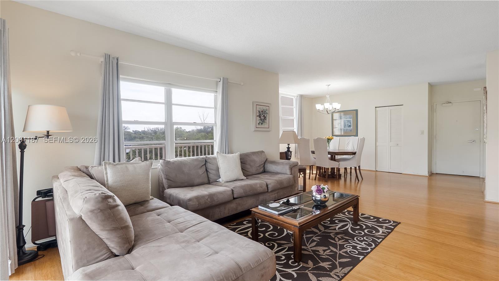 315 2 / 2 1220 sq. ft. $ 2026-05-17 0 Photo