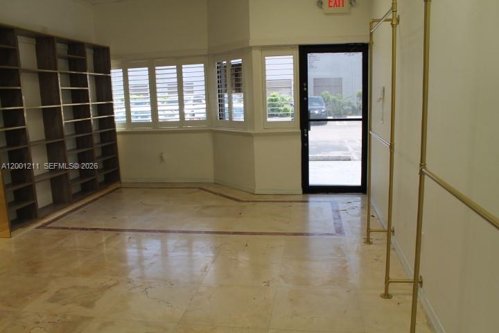 6  /   sq. ft. $ 2026-04-14 0 Photo