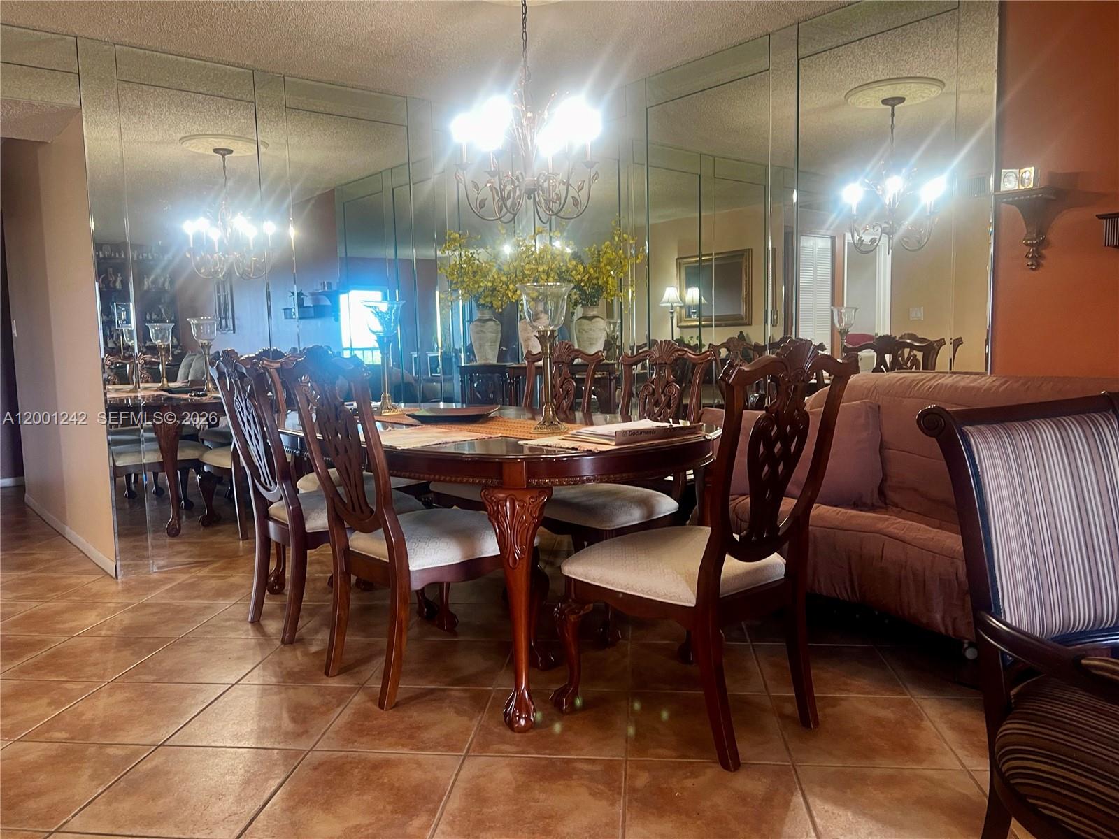 804 2 / 2 1100 sq. ft. $ 2026-04-27 0 foto