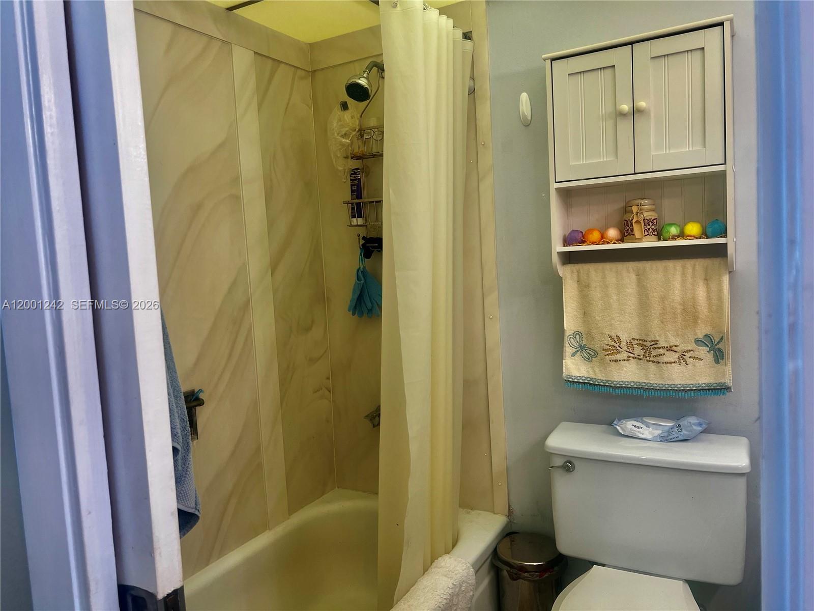 804 2 / 2 1100 sq. ft. $ 2026-04-27 0 foto
