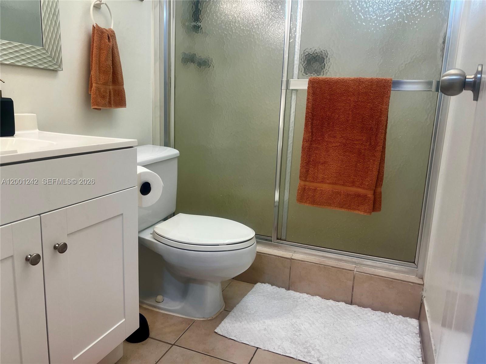 804 2 / 2 1100 sq. ft. $ 2026-04-27 0 foto